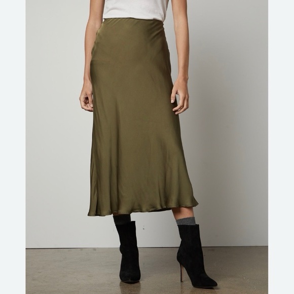 NWT $158 Velvet Aubree Skirt in Willow Green size S - Picture 1 of 5